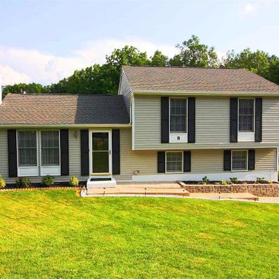 8 Scarborough Fare, Stewartstown, PA 17363