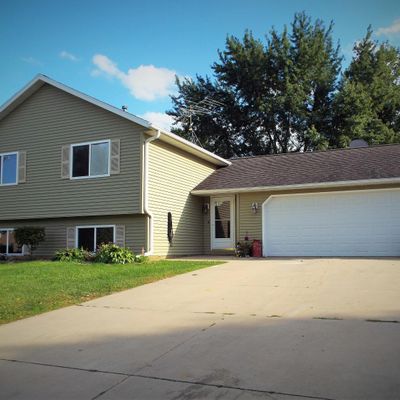 806 7 Th St Nw, Kasson, MN 55944