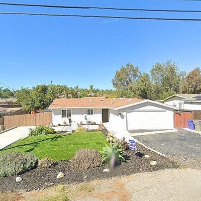 808 Maryland Dr, Vista, CA 92083