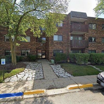 925 Spring Hill Dr Apt 213, Northbrook, IL 60062