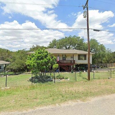 931 Singing Hills Dr, Canyon Lake, TX 78133