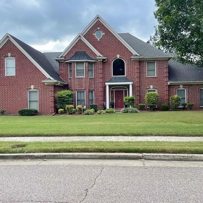 9680 Woodland Hills Dr, Cordova, TN 38018