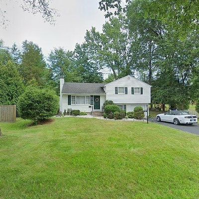 97 Clearfield Rd, Wethersfield, CT 06109