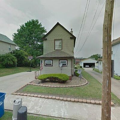 97 Spring St, Struthers, OH 44471