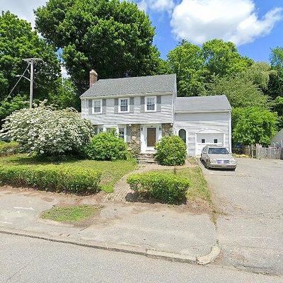 989 Pleasant St, Worcester, MA 01602