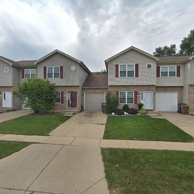 1562 Floyd Brown Ln, Glendale Heights, IL 60139