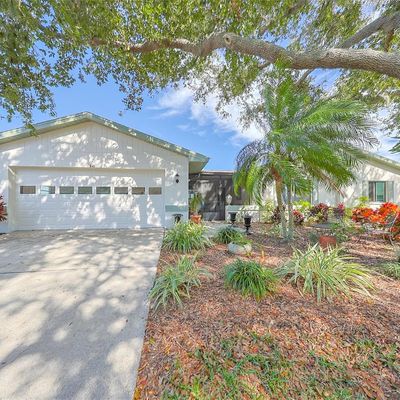 1318 Leland Dr, Sun City Center, FL 33573