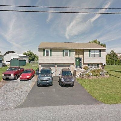 1329 Sheep Hill Rd, East Earl, PA 17519