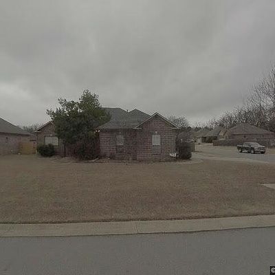 1335 Tolkien Dr, Conway, AR 72034