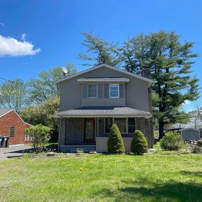 196 Conqua Ln, Schenectady, NY 12306