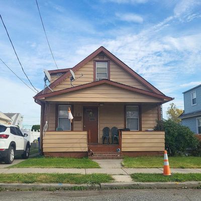 20 S Louis St, Fords, NJ 08863