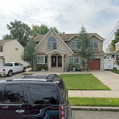 178 Lee St, Elmwood Park, NJ 07407