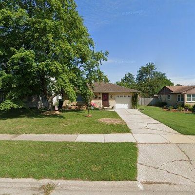 2223 Bell Ave, Rockford, IL 61103