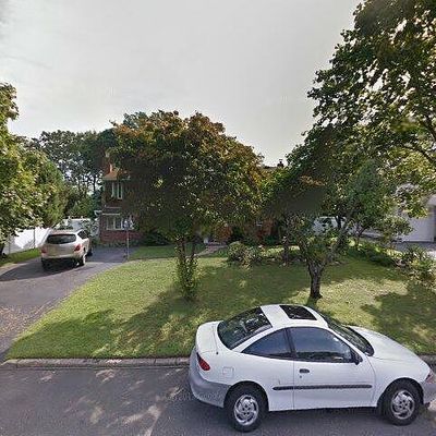 223 Sherry St, East Islip, NY 11730