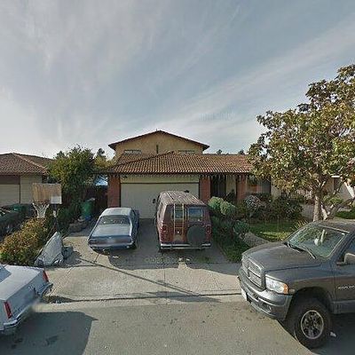 2462 Hibiscus Dr, Hayward, CA 94545