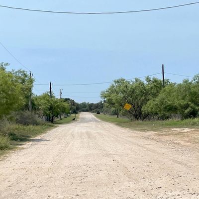 208 County Road 6847, Lytle, TX 78052