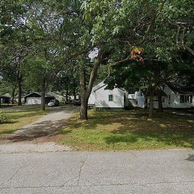 2945 Mcdermott St, Norton Shores, MI 49444