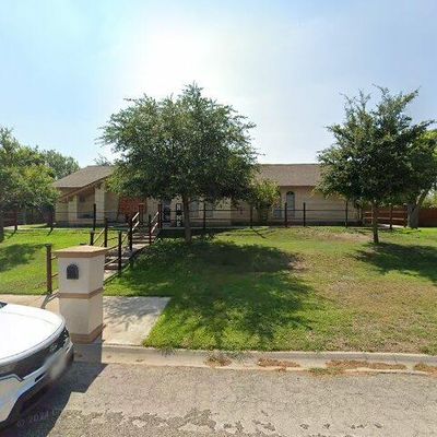 303 Meandering Way, Del Rio, TX 78840