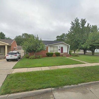 27883 Sheridan St, Garden City, MI 48135