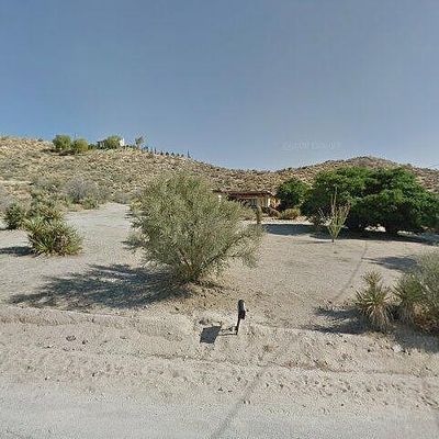 48960 Mockingbird Ln, Morongo Valley, CA 92256