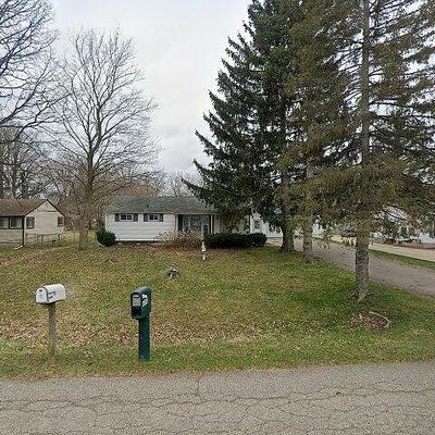 6182 Surrey Ln, Burton, MI 48519