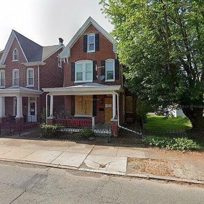 647 N Charlotte St, Pottstown, PA 19464