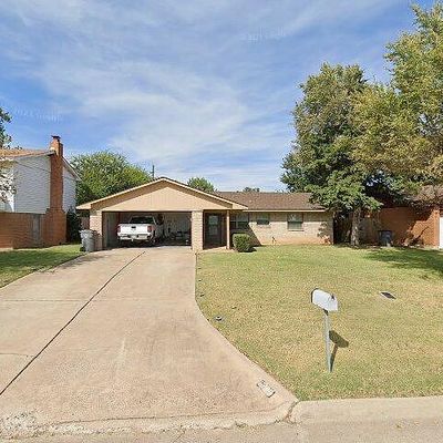 6725 Nw Compass Dr, Lawton, OK 73505