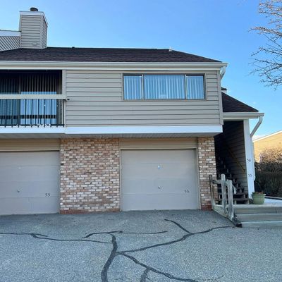 55 Overlook Dr, Clinton, NJ 08809