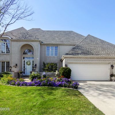 949 Naples Ln, Woodridge, IL 60517