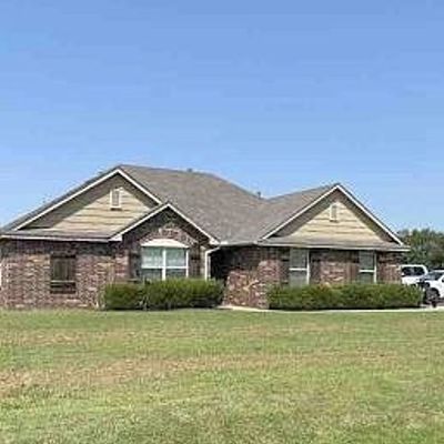 10 Tallgrass Ln, Pryor, OK 74361