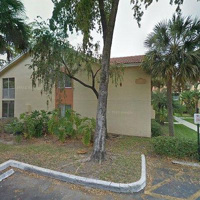 1039 Coral Club Dr, Coral Springs, FL 33071