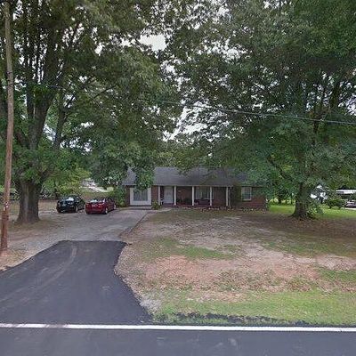 1611 Marshall Rd, Greenwood, SC 29646