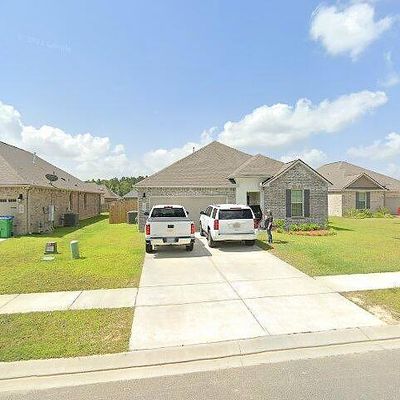 13792 Locke Ln, Walker, LA 70785