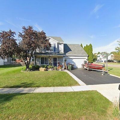 1380 Burke Ln, South Elgin, IL 60177