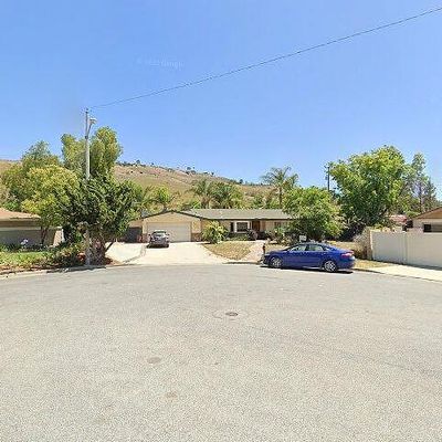 2066 Penrose Ct, Thousand Oaks, CA 91362