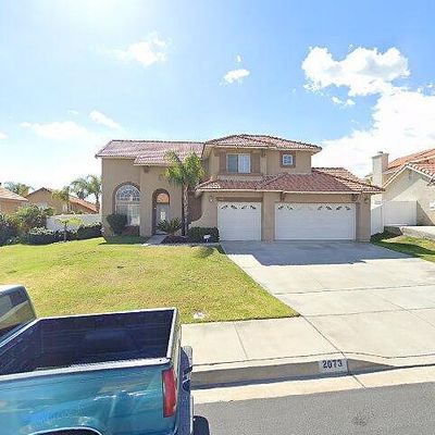 2073 W Summerset Dr, Rialto, CA 92377