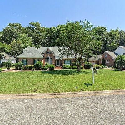 208 Blue Heron Dr, Yorktown, VA 23692