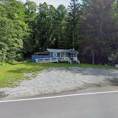 18808 Rosman Hwy, Sapphire, NC 28774