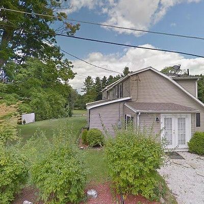 19 Morgan St, Lenox, MA 01240