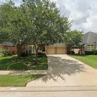 2514 Shadow Oaks Dr, Fresno, TX 77545