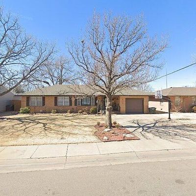 2709 Quivira Ave, Great Bend, KS 67530