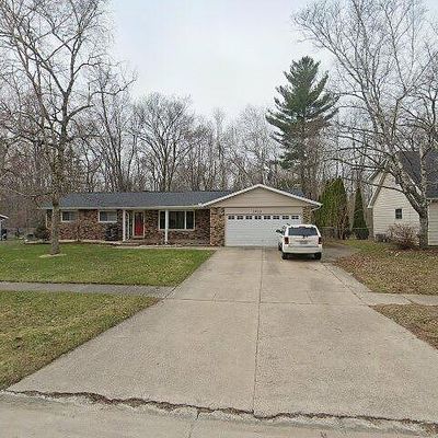 3402 Tulip Dr, Bridgeport, MI 48722