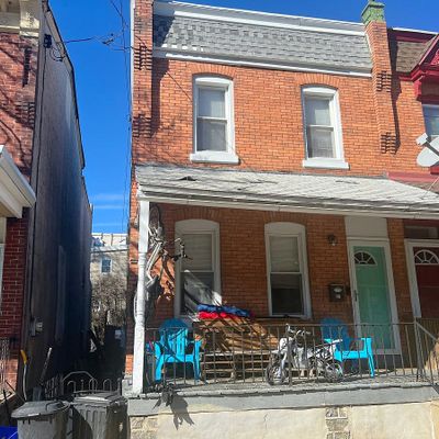 37 W Wyneva St, Philadelphia, PA 19144