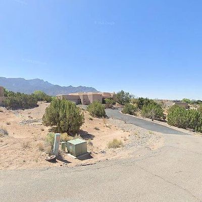 4 Kiva Ln, Placitas, NM 87043