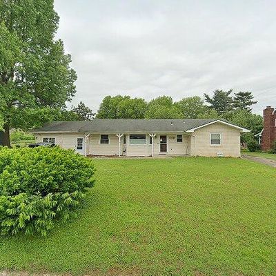 305 S Troy Ave, Springfield, MO 65802