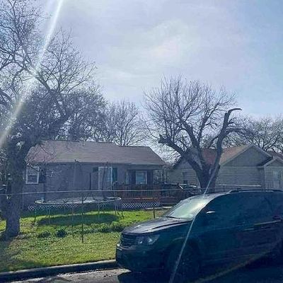 517 William Ave, Baytown, TX 77520