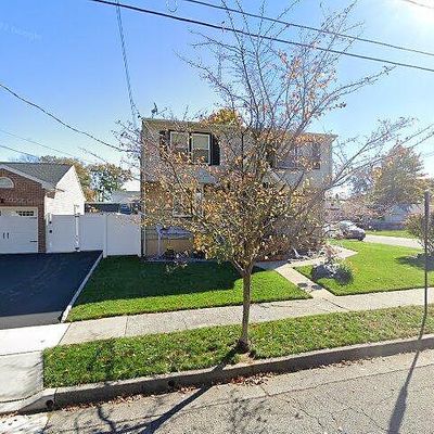 540 Lyman Ave, Woodbridge, NJ 07095