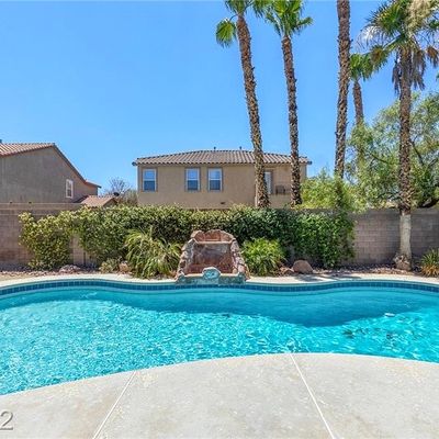 811 Wintersweet Rd, Henderson, NV 89015