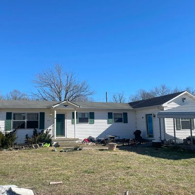 813 Dunn St, Etowah, TN 37331