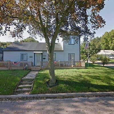 825 Cypress St, Lansing, MI 48906